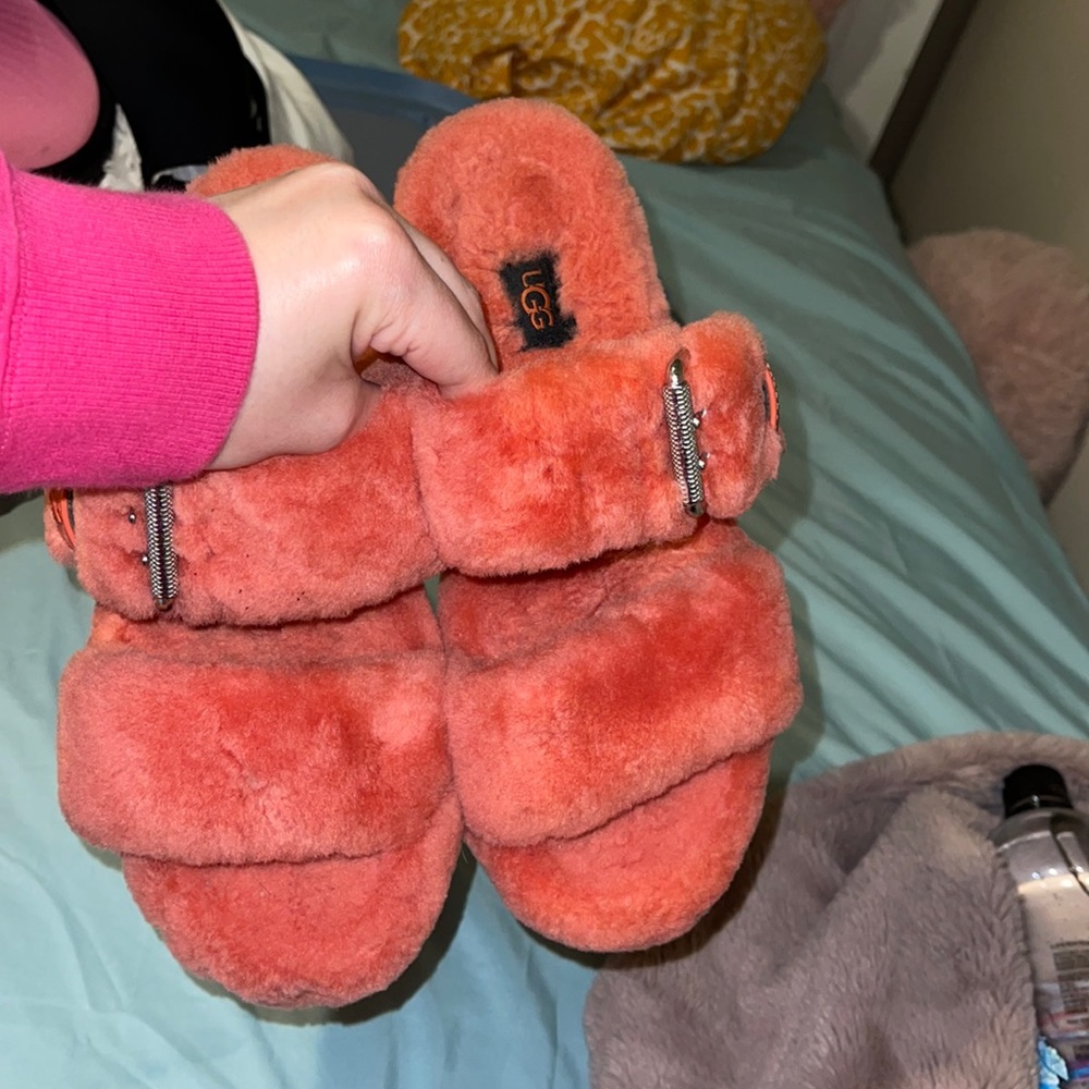 Ugg Slides